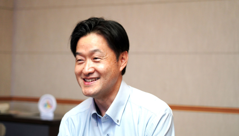 DUNLOPタイヤ事業部 技術本部 機能解析部 部長 角田昌也氏 .png
